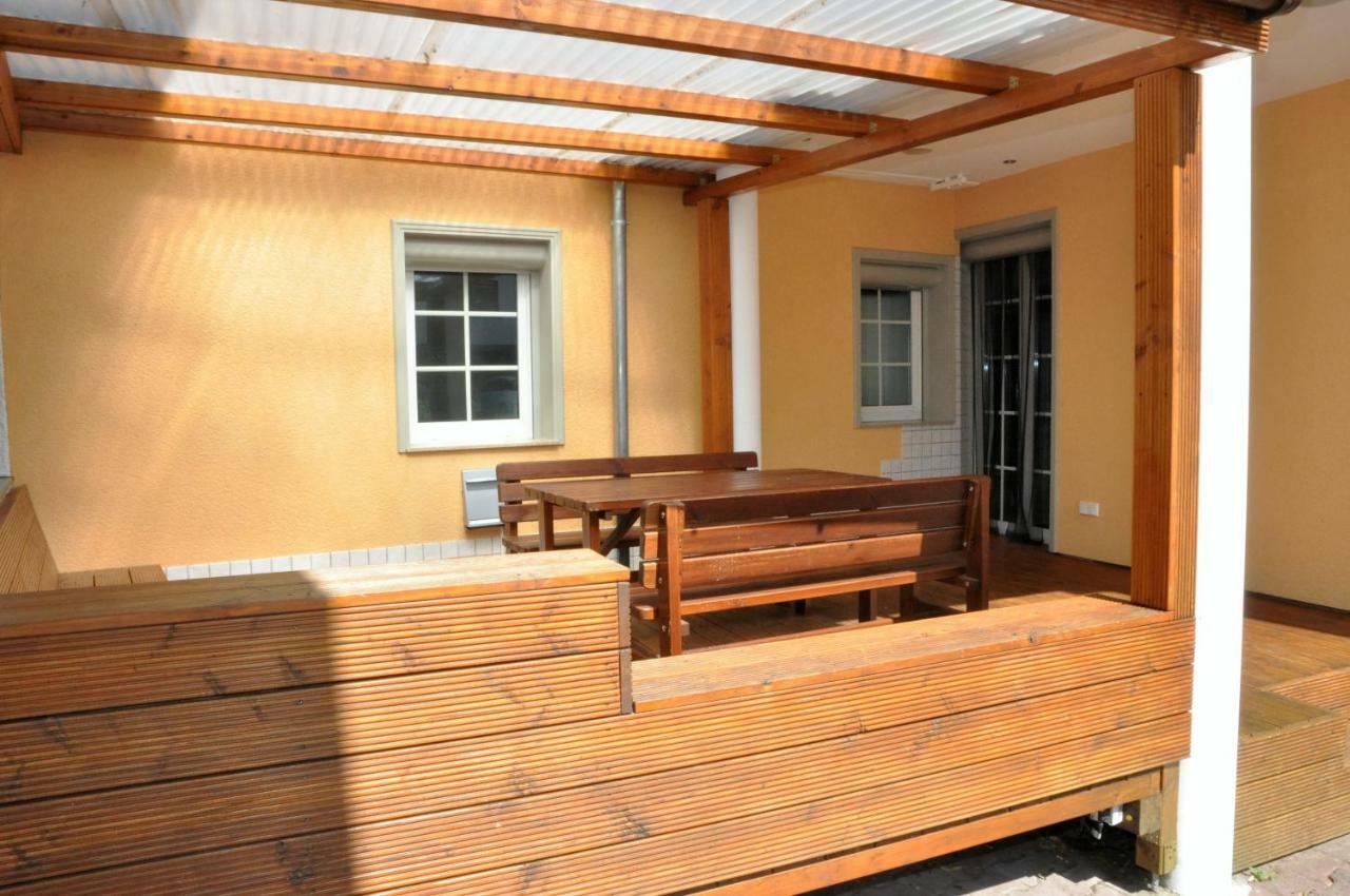 Apartmenthaus Am Zimmerplatz Хофхайм ам Таунус Екстериор снимка